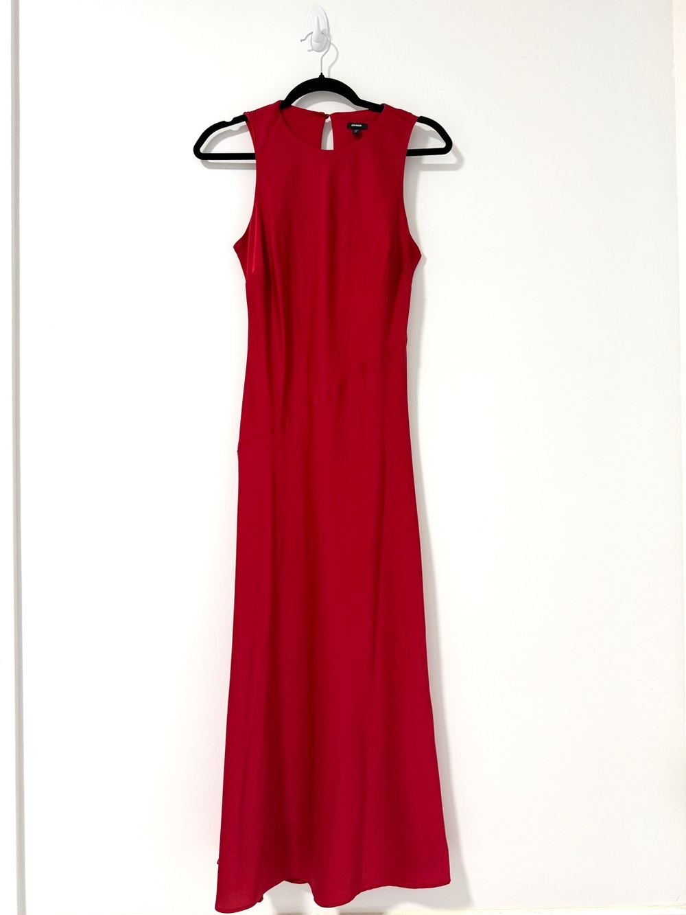 Express Red Sleeveless Maxi Dress - Elegant Floor-Length Silhouette